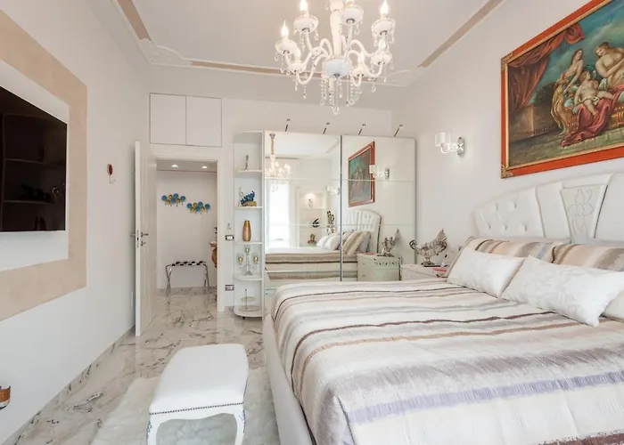 La Fenice アパート *